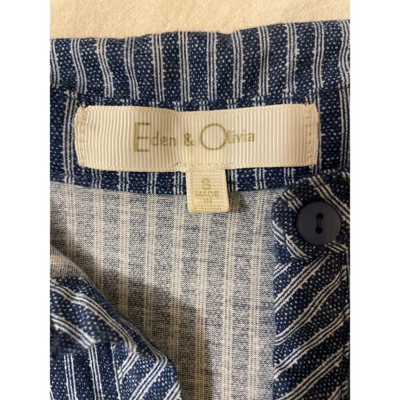 Eden & Olivia Women's Size Small Button Front‎ Blouse Short Sleeve - Picture 3 of 6